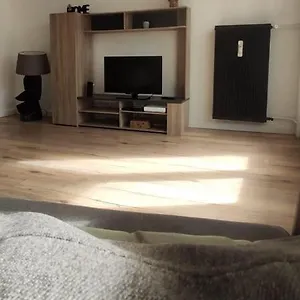 appartement-4-personnes-garage-prive-balcon.hotels-rhonealpes.com/